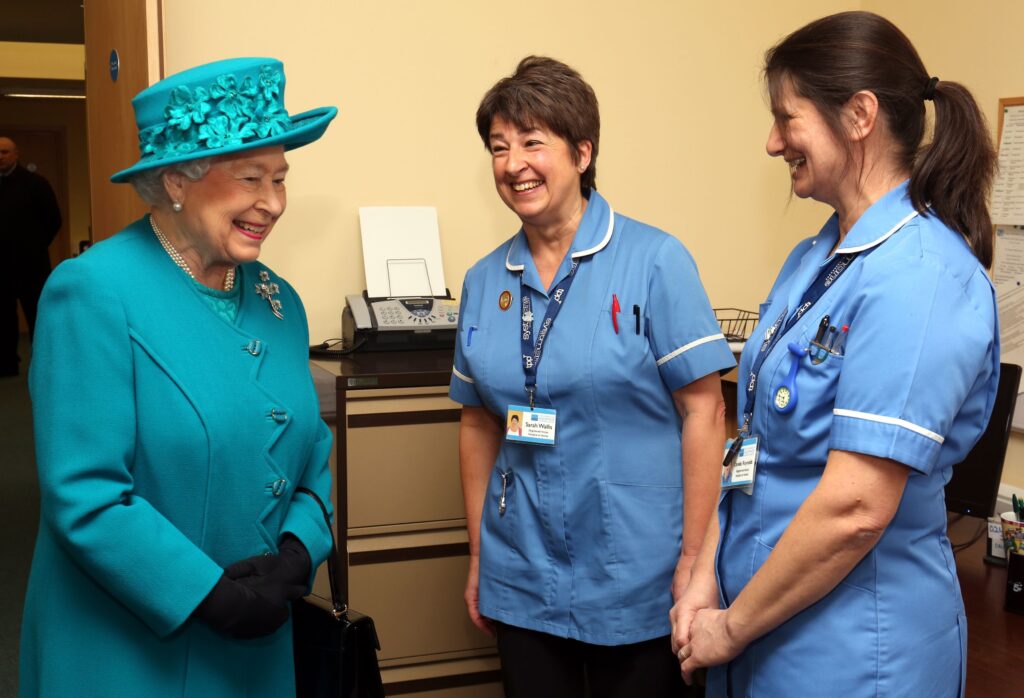 Queen Elizabeth Royal visit to hospice